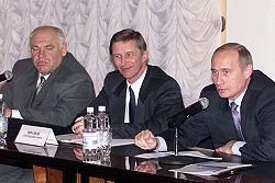 Vladimir Putin 8 November 2000-2.jpg