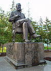 Aleksandr Butlerov monument.jpg