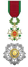 Versierseleen Orde van de Ceder Libanon.jpg