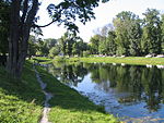 Pond in Ekaterininsky Park, Moscow, Russia.jpg