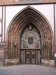 Stralsund, Germany, Nikolaikirche, Eingang vom Rathaus (2006-09-26).JPG