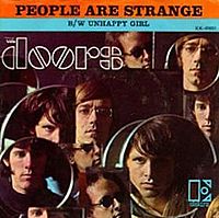 Обложка сингла «People Are Strange» (The Doors, 1967)