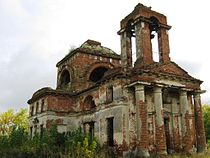 Church of the Epiphany in Pekshevo 003.jpg