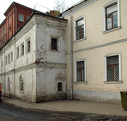Вид на палаты со стороны Колпачного переулка