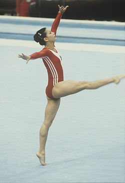 Нелли Ким в вольных упражнениях на ОИ 1980