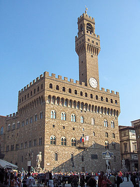 Палаццо Веккьо с башней Арнольфо