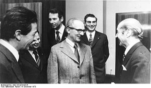 Bundesarchiv Bild 183-M1204-026, Berlin, Besuch Berlinguer bei Honecker.jpg