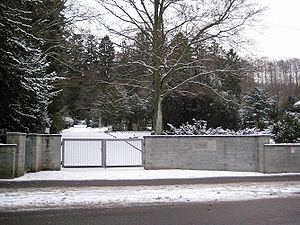 Friedhof Fluntern Eingang Ost.jpg