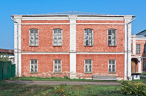 Здание училища в Горицком монастыре в наше время