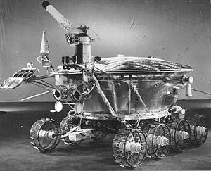 Луноход-1 — первый автоматический планетоход на Луне