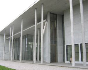 Pinakothek der Moderne Nord.jpg