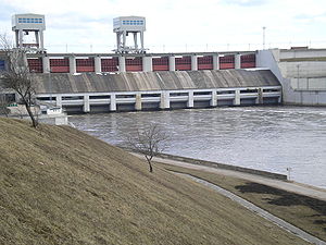 Плявиньская ГЭС в 2006 году
