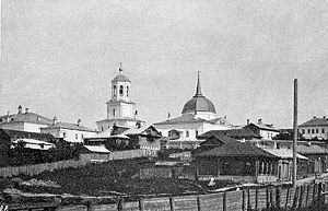 Бывший Распятский монастырь в Серпухове. Фото 1905 года.