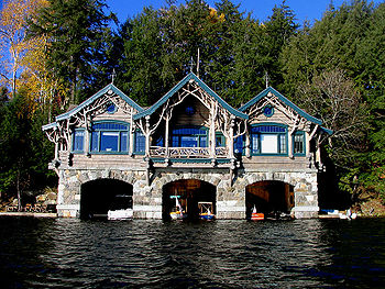 Boathouse 2 at Topridge 800.jpg
