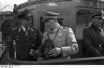 Bundesarchiv Bild 146-1979-174-10, Hermann Göring und Bruno Loerzer.jpg
