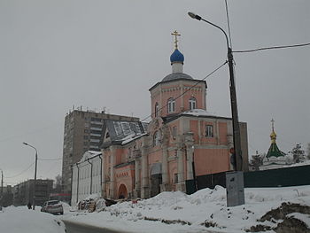 Кизический монастырь. Надвратный Владимирский храм.